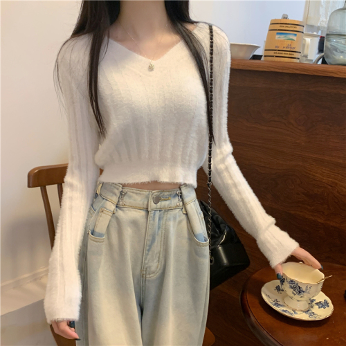 Real shot of autumn and winter new soft and waxy imitation mink long-sleeved short knitted sweater for women
