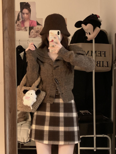 Actual shot ~ Retro plaid woolen A-line skirt, large lapel, horn button sweater, coat, sweater, cardigan