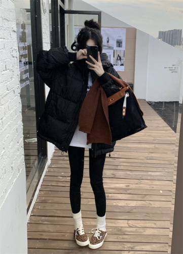 Real shot~Basic winter warm hooded bread coat, cotton coat and cotton coat for women