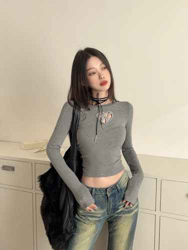 Real shot of waist-cinching love long-sleeved inner bottoming long-sleeved T-shirt short top