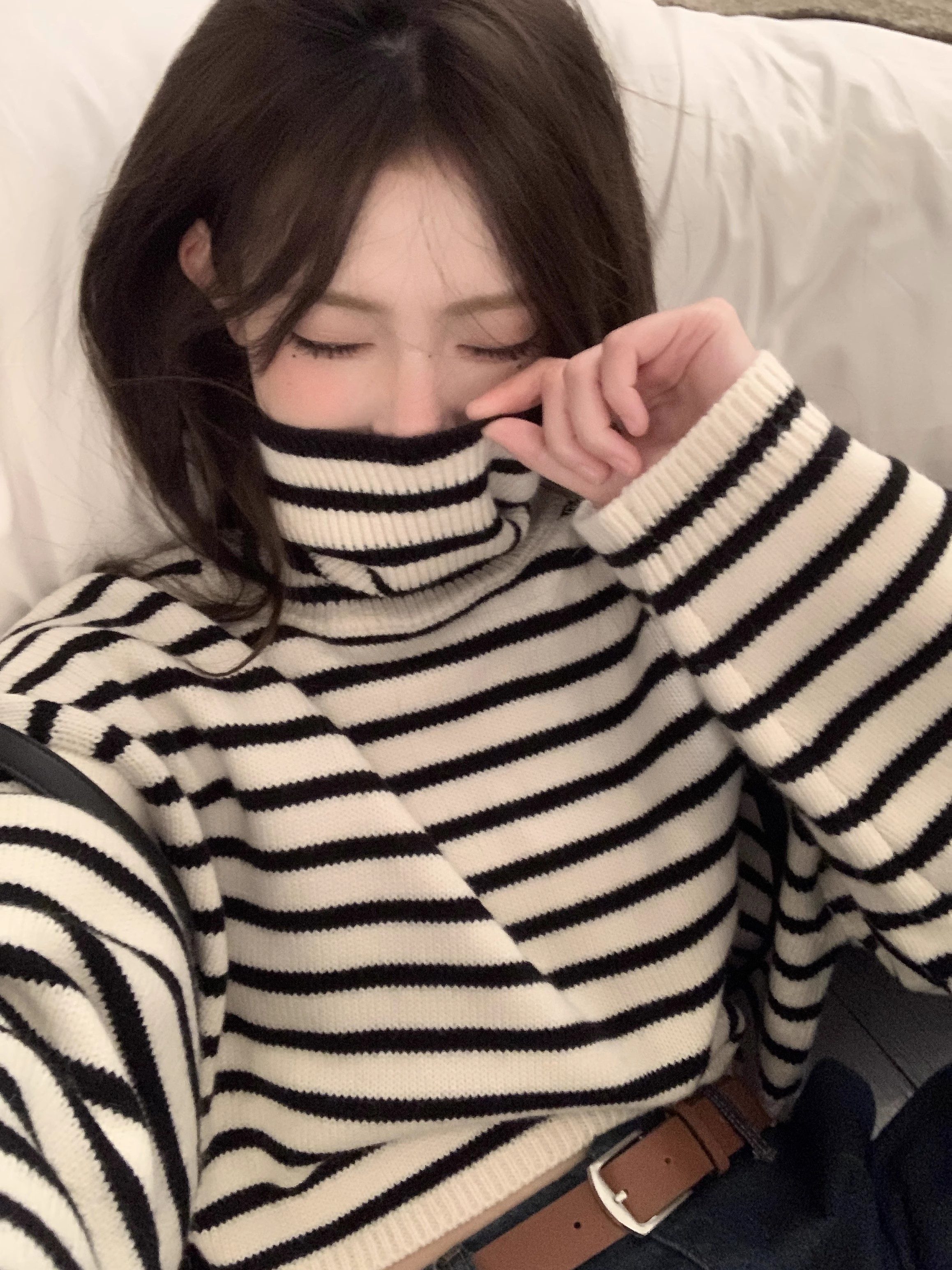 珍珍家***慵懶百搭高領羊毛條紋毛衣短款黑白條紋寬鬆針織上衣秋
