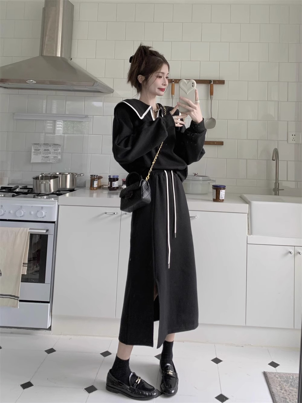 Fat mm autumn style slimming loose large size two-piece right shoulder sweatshirt flesh-covering suit for women 200 pounds 300