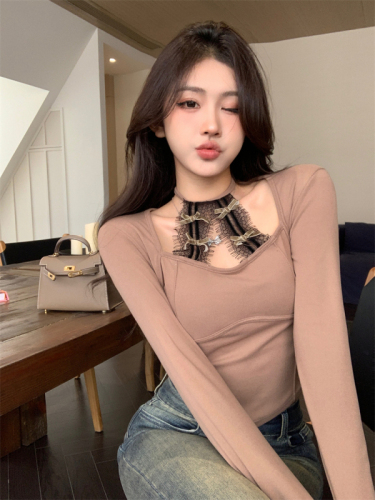 Real shot of lace splicing design halterneck slim fit with chest pad long-sleeved top bottoming shirt for women T-shirt