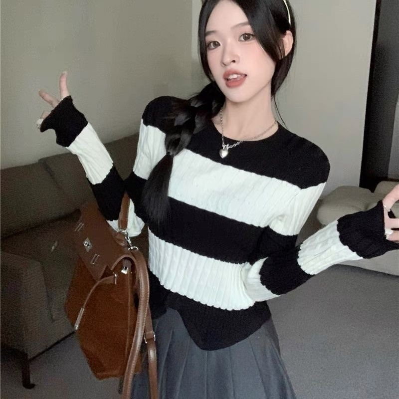 Striped round neck sweater women's winter 2023 new irregular shoulder bottoming shirt chic long-sleeved top