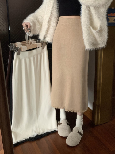 Real shot of autumn and winter knitted skirt mid-length fringed slit A-line straight one-step hip skirt