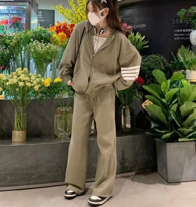 2023 Sports Suit for Female Students in Autumn Korean Style Loose Slim Fashion Internet Celebrity Sweatshirt Casual Two-piece Trendy Set