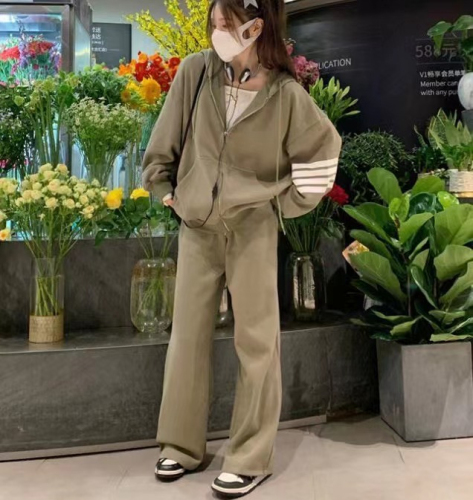  Sports Suit for Female Students in Autumn Korean Style Loose Slim Fashion Internet Celebrity Sweatshirt Casual Two-piece Trendy Set