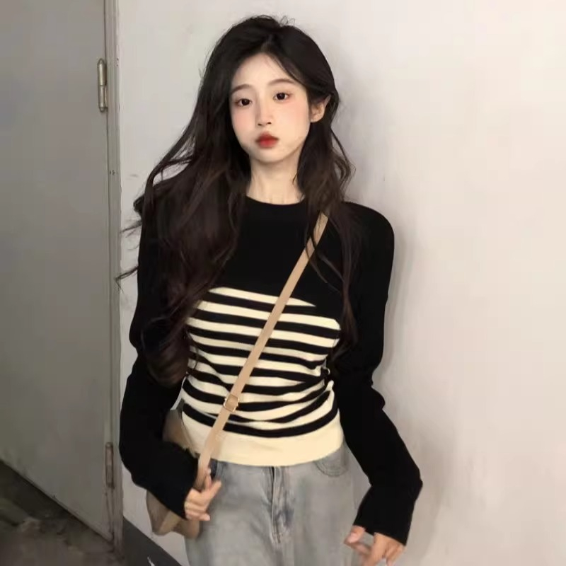 2023新款設計感高級感上衣女小眾秋冬內搭長袖打底針織衫