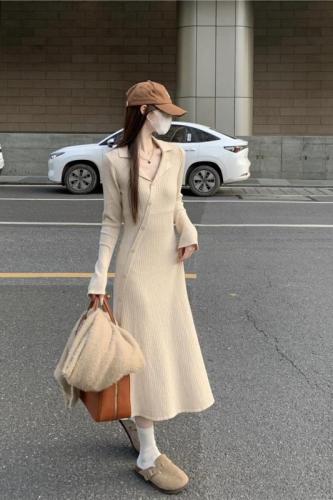 Actual shot of new autumn and winter styles ~ 2023 Korean style lapel diagonal placket dress long-sleeved knitted A-line skirt for women