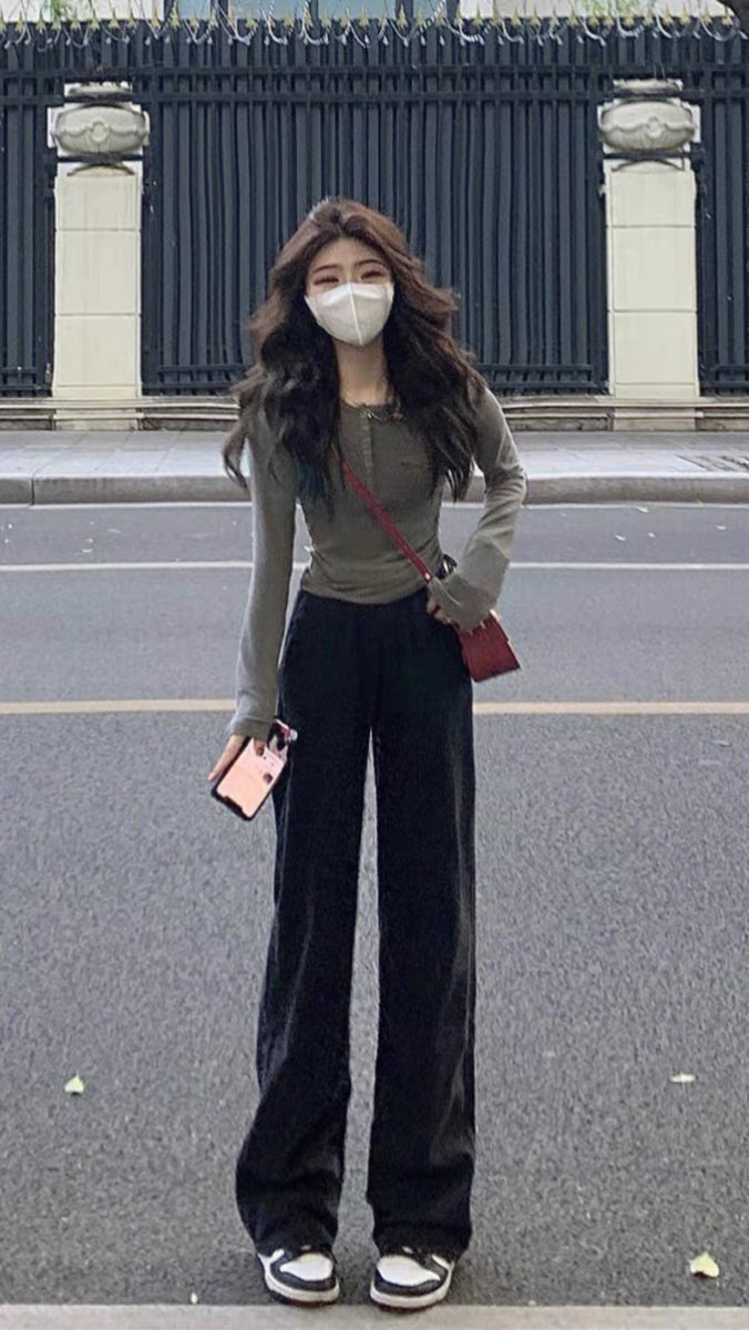 Early autumn gray right shoulder long sleeve round neck button drawstring waist T-shirt slim fit inner layering slimming bottoming shirt top for women