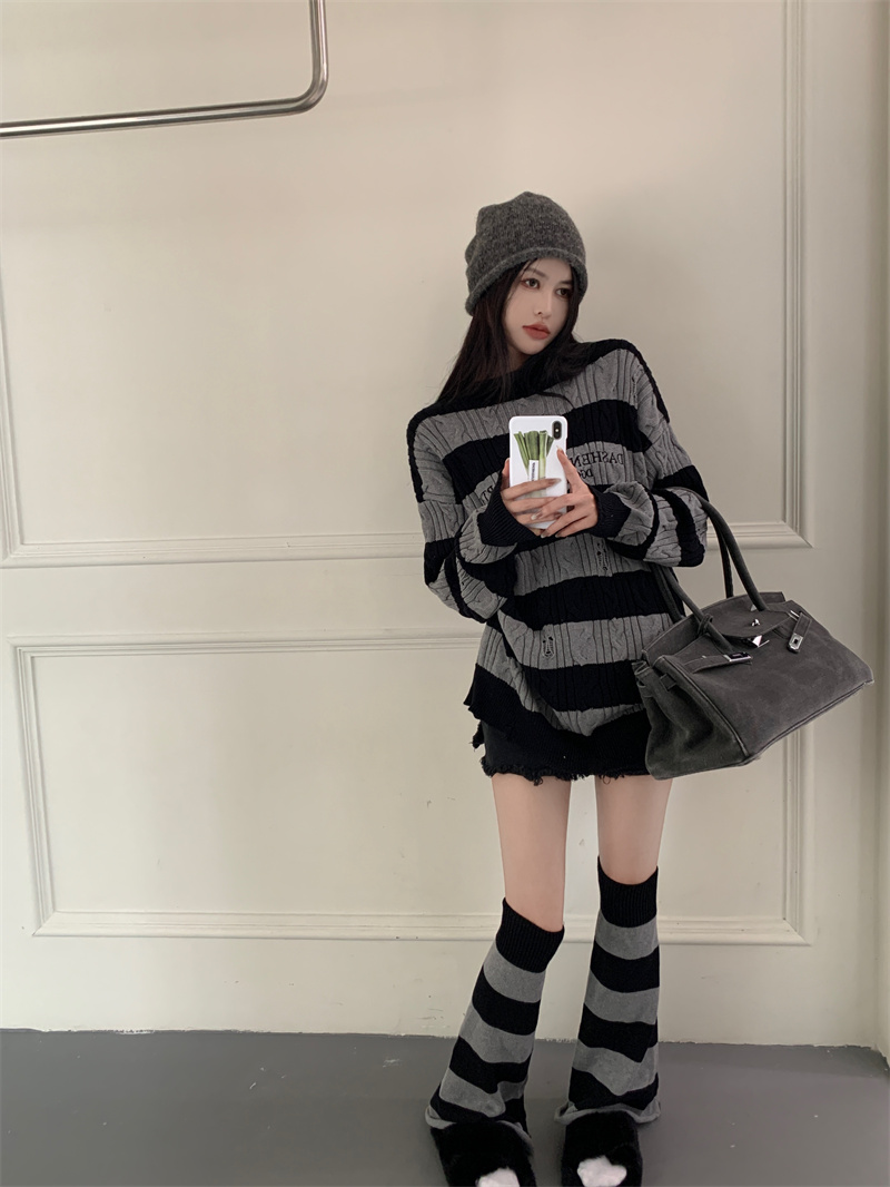 Real shot Autumn new round neck striped autumn loose sweater women's leg cover hot girl versatile suit