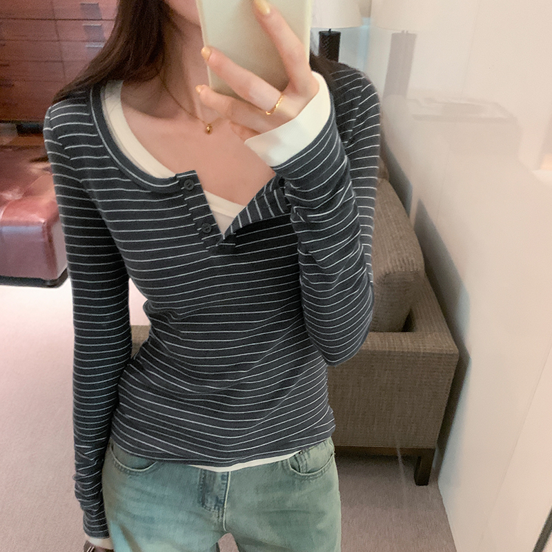實拍圖條紋長袖t恤女圓領長袖T恤秋季上新短款別致打底上衣