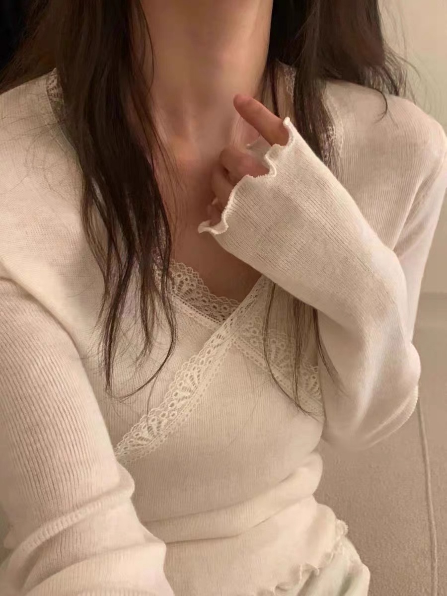No pilling design, lace edge V-neck long-sleeved sweater for women, new autumn and winter versatile slim-fitting bottoming shirt
