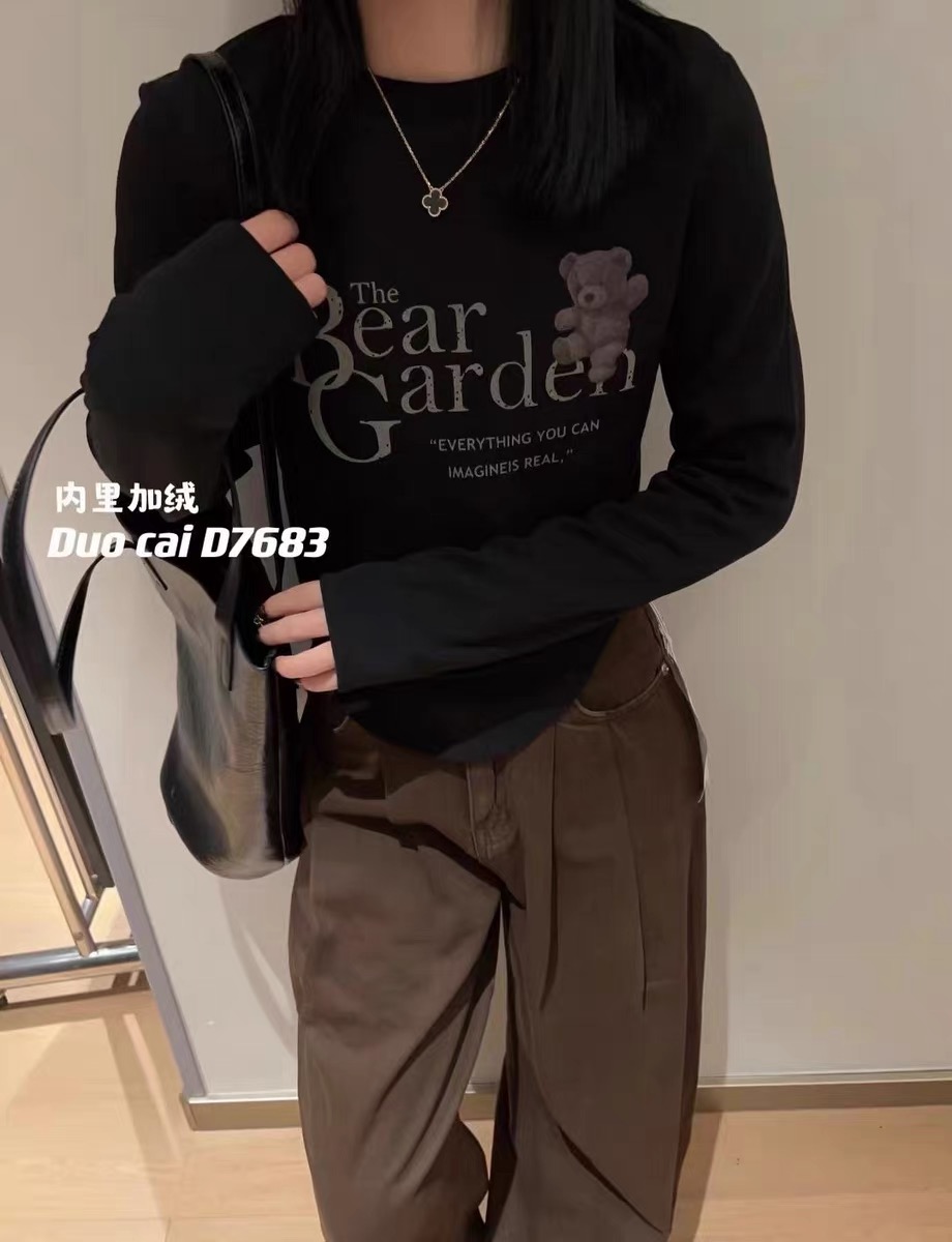 Letter bear cartoon printed T-shirt for women 2023 autumn and winter new long-sleeved commuter casual plus velvet bottoming shirt top