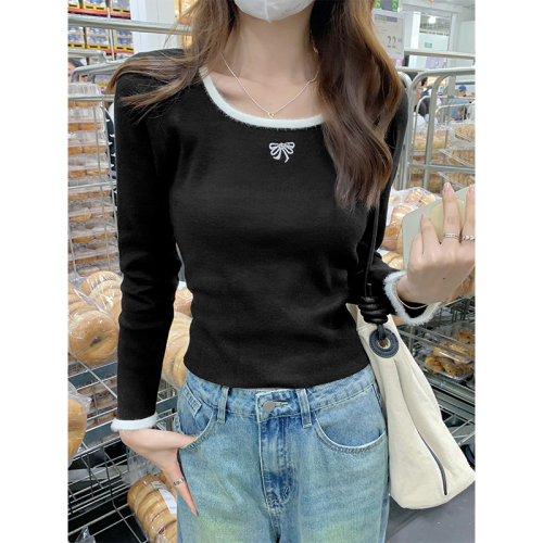 Real shot of contrasting color square collar small fragrant style sweater for women in autumn and winter long-sleeved soft waxy inner with slim short top