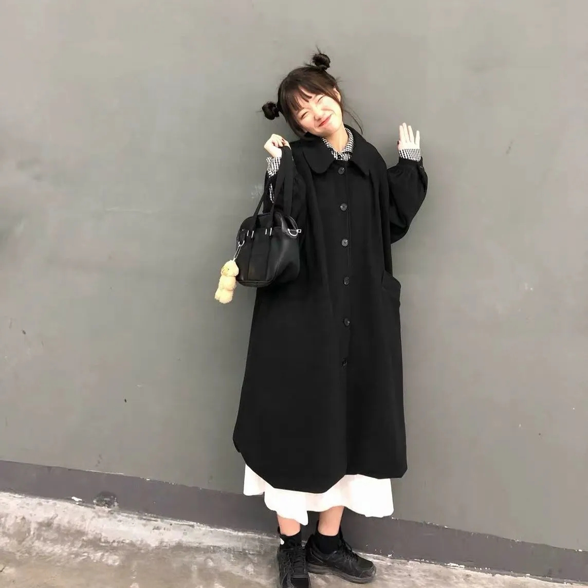 2023 Japanese Lapel Black Woolen Coat Small Loose Woolen Coat Women Winter Thickened Mid-Length