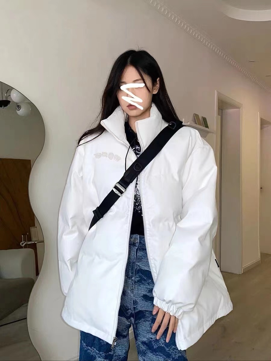 Cotton-padded clothes for women winter 2023 new white bread coat retro PU leather short cotton-padded jacket thickened student jacket