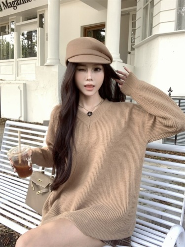 Real shot!  !  V-neck sweater dress for women in autumn and winter thickened mid-length dress with bottoming sweater