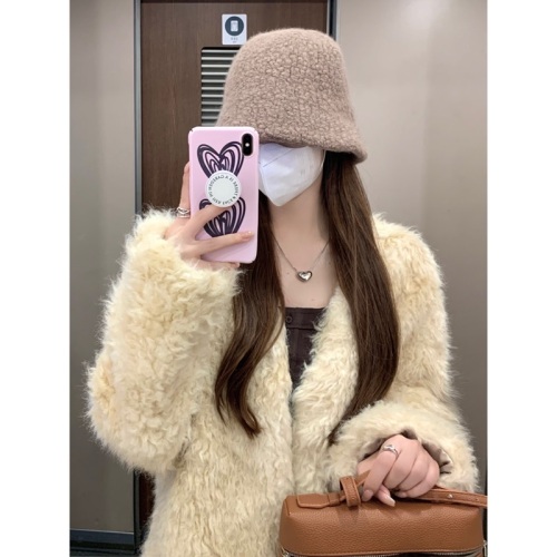 Actual shot and real price Korean style furry eco-friendly jacket with winter atmosphere