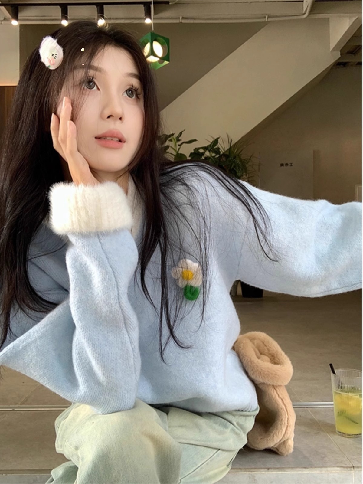 甜美韓系長袖針織毛衣女秋冬2023新款立體小花設計感減齡撞色上衣
