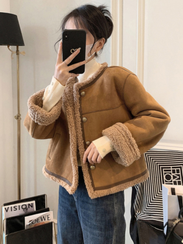 Official picture of autumn and winter fur one-piece lambswool jacket women's short motorcycle jacket retro Hong Kong style plus velvet loose cotton coat