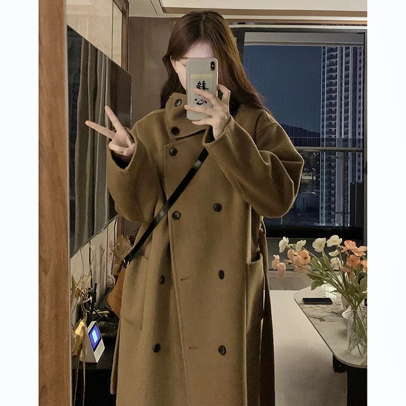 Good quality, ironed, autumn and winter woolen coats for women, Hepburn style woolen coats for small people, Korean style