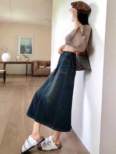 Retro front patch pocket denim skirt for small women new high waist mid-length A-line slit one-step skirt