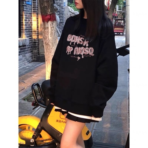 Black velvet round neck American retro sweatshirt for women  new autumn and winter oversize lazy style top