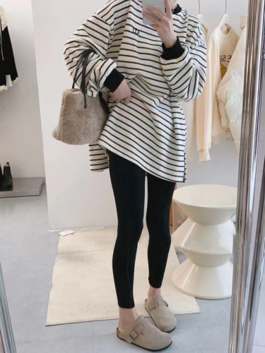 Striped German velvet mid-length bottoming shirt for women, autumn and winter design niche plus velvet long-sleeved T-shirt top