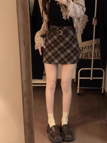 PPHOME retro sweet plaid ~ retro woolen plaid skirt autumn and winter high waist A-line hip-hugging short skirt hot girl skirt
