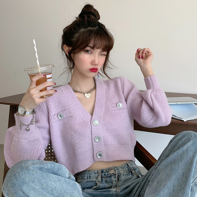 Internet celebrity Hong Kong style soft waxy knitted cardigan for women autumn and winter retro lazy style loose short navel-baring V-neck sweater jacket