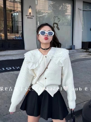 Korean style sweet ruffled doll collar knitted cardigan for women autumn and winter new style soft and waxy age-reducing design sweater jacket