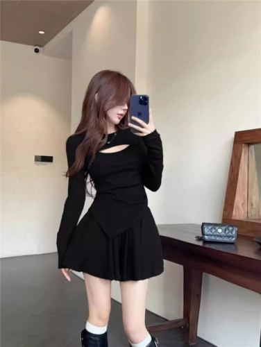 Pure sweet hot girl style suit, early autumn tea style outfit, a complete set of fashionable women's clothing, short skirt for small people, two-piece set