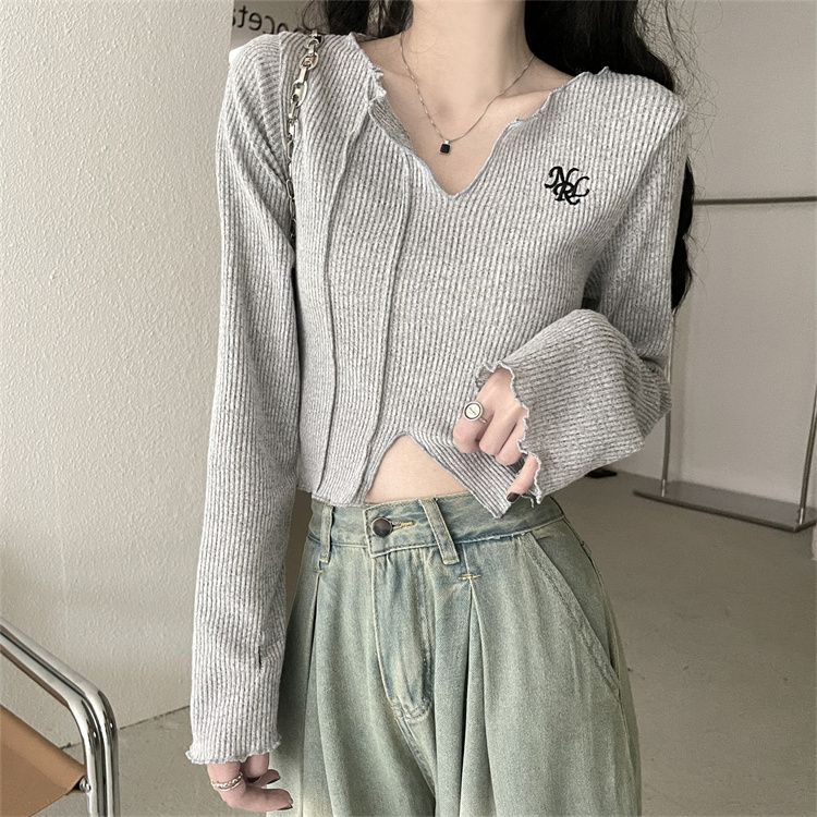 Designed fungus embroidered V-neck long-sleeved sweater for women new autumn slim-fitting short hot girl top