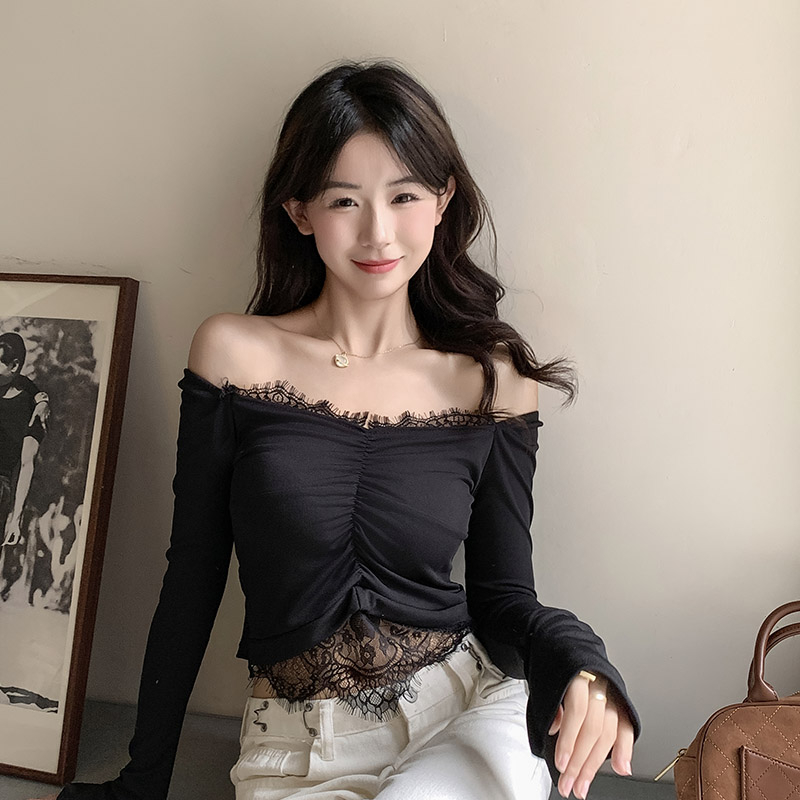 Real shot of pure lust style long-sleeved bottoming shirt T-shirt for hot girls in autumn and winter sexy lace splicing short top