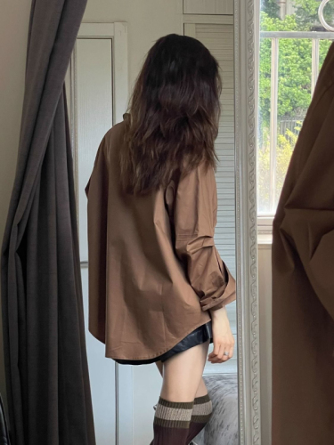 Designed to be loose and versatile, casual coffee-colored shirts for women, 2023 new autumn and winter, lazy style, slim long-sleeved tops