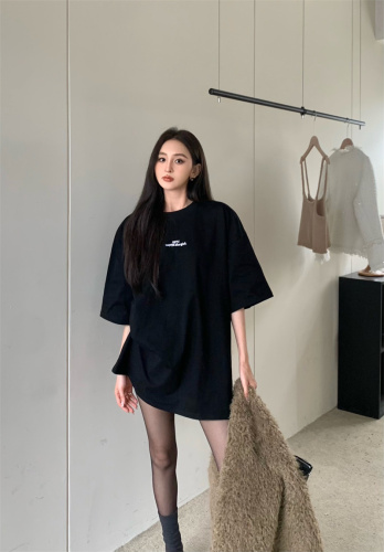 Actual shot Korean style loose, lazy and versatile mid-length T-shirt