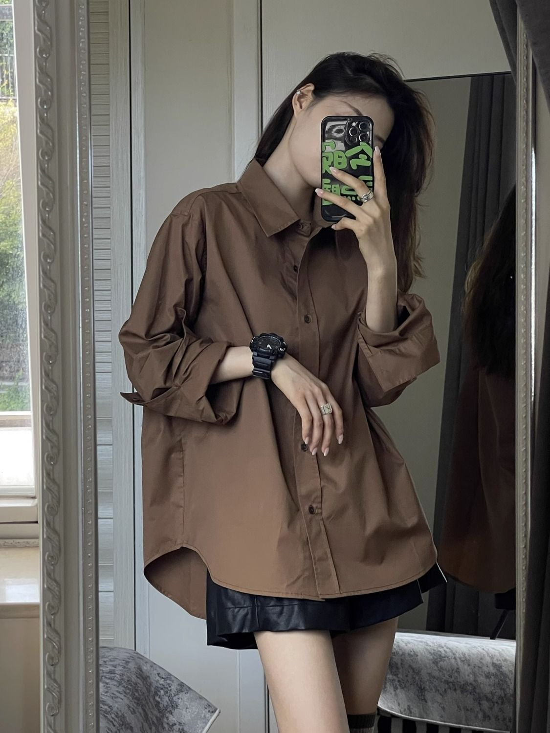 Designed to be loose and versatile, casual coffee-colored shirts for women, 2023 new autumn and winter, lazy style, slim long-sleeved tops