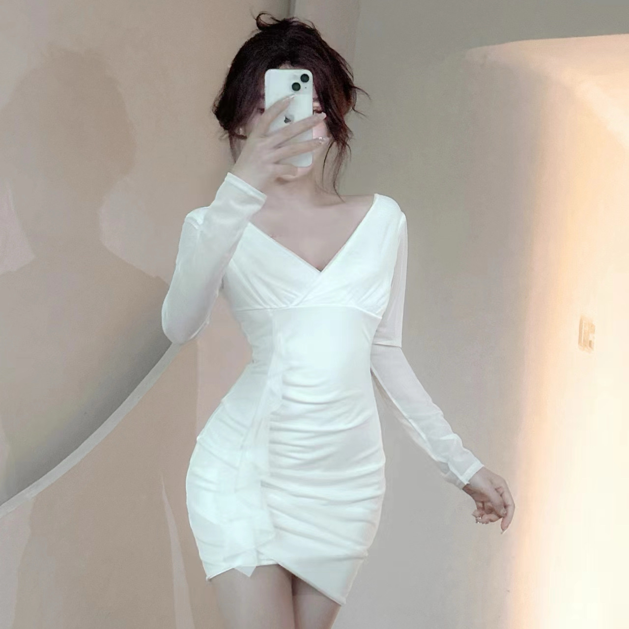 Real shot of stretchy and sexy slim-fitting tassel splicing long-sleeved bottoming hip-hugging short mesh dress