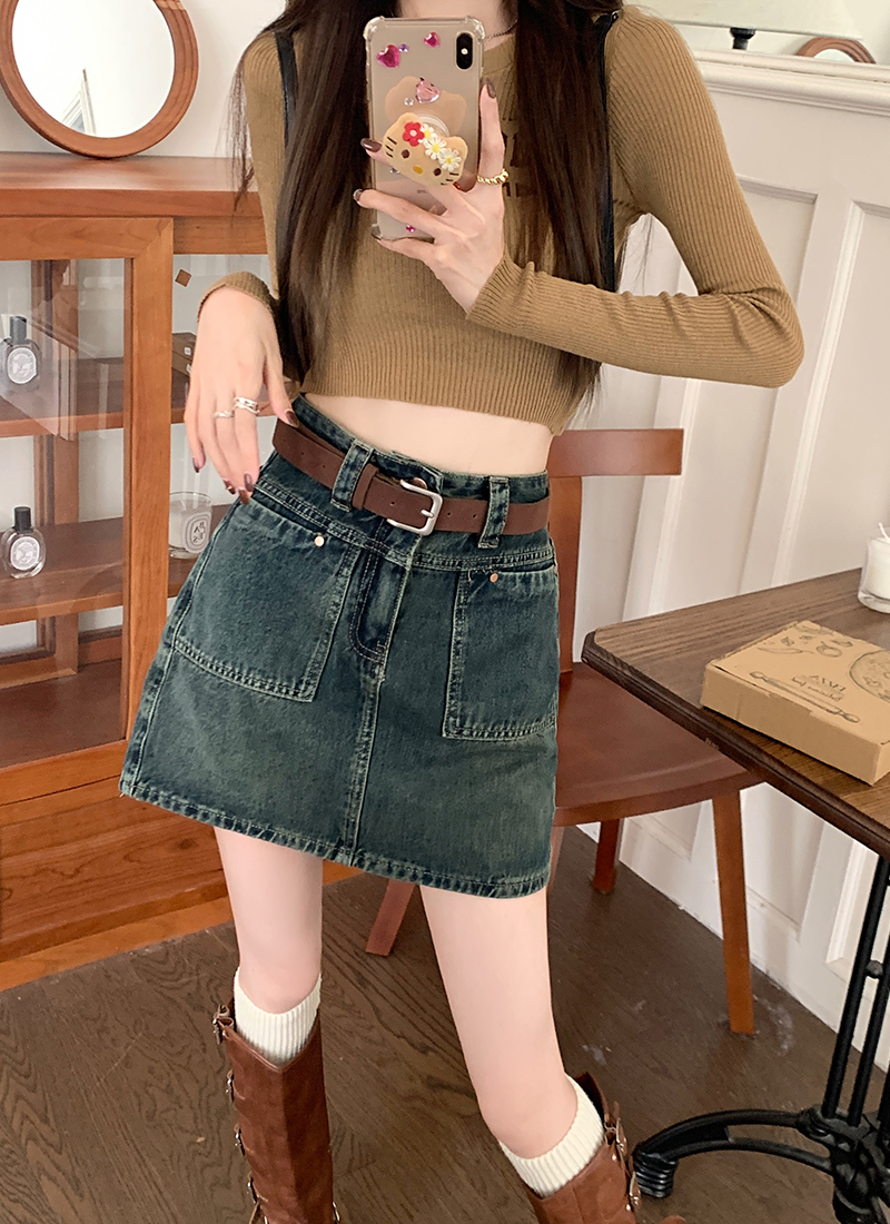 Actual shot of 2023 winter new retro workwear denim short skirt for women high-waisted A-line hip-covering skirt with free belt