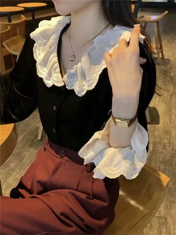 娃娃領絲絨襯衫女秋裝2023年新款設計感小眾荷葉邊上衣喇叭袖打底