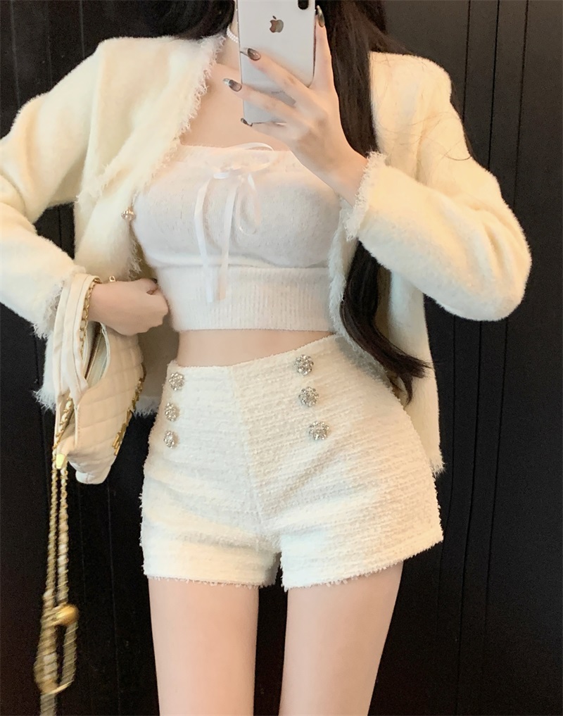 Real shot!  !  Xiaoxiangfeng Woolen Shorts Women's Thickened New Style High Waist Casual Versatile Slim Hot Girls Wear Outerwear
