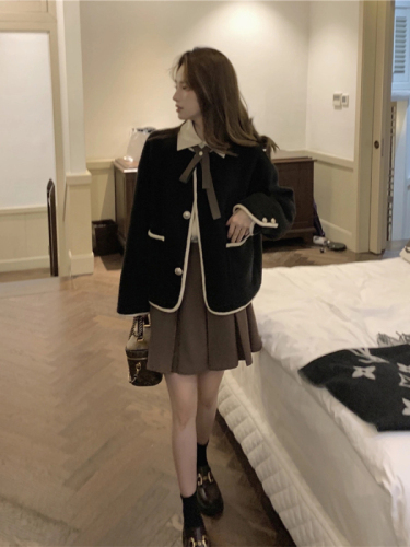 Black small fragrant jacket for women  new autumn and winter high-end thickened short woolen suit top for small people