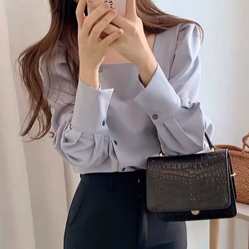 韩国chic小心机漏锁骨叠层灯笼袖复古方领显瘦长袖衬衫