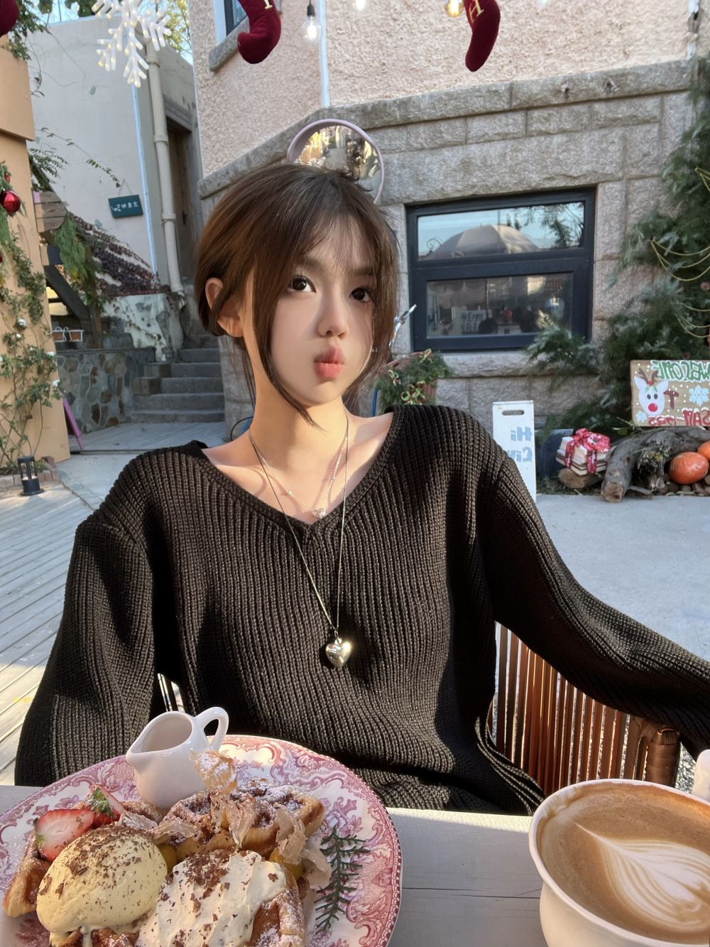 實拍三標齊簡約寬鬆V 領純色套頭長袖毛衣女