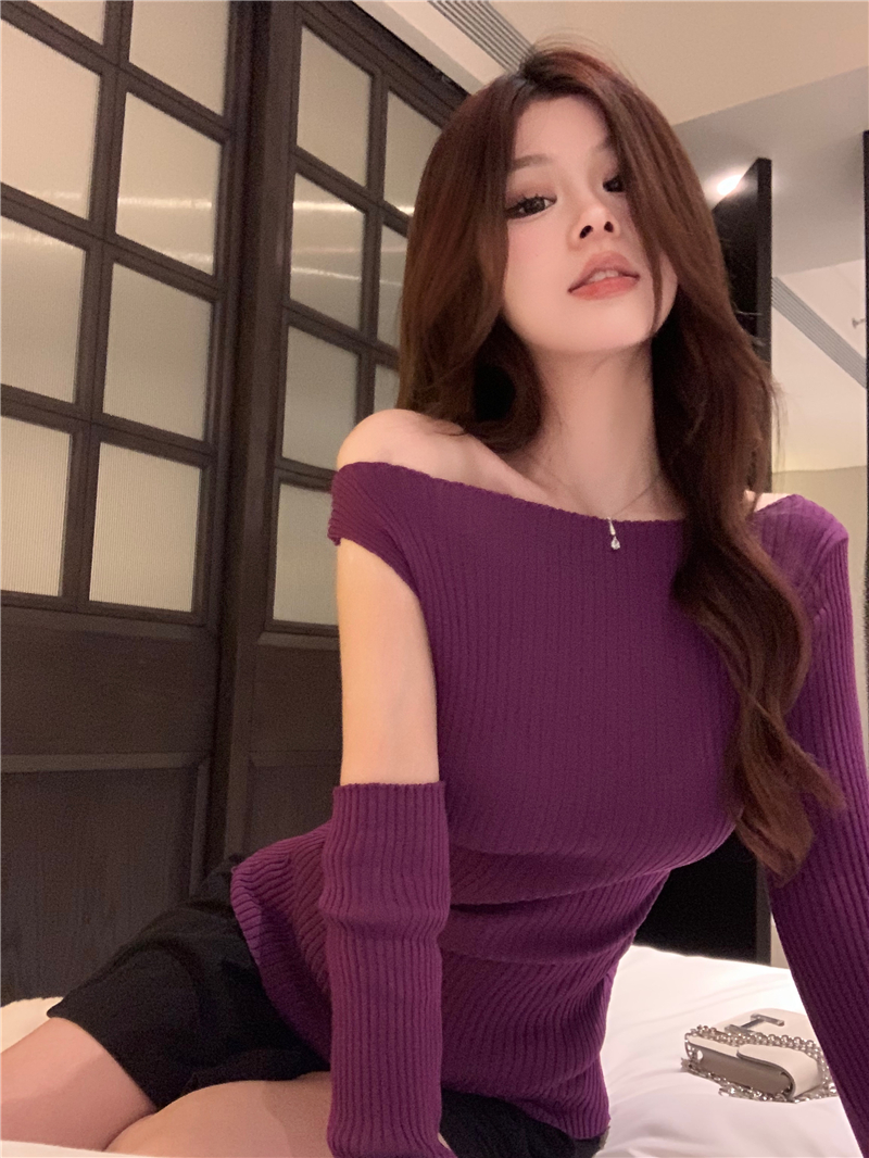 Real shots of new autumn and winter off-shoulder sweaters, pure lust sexy irregular top sleeves