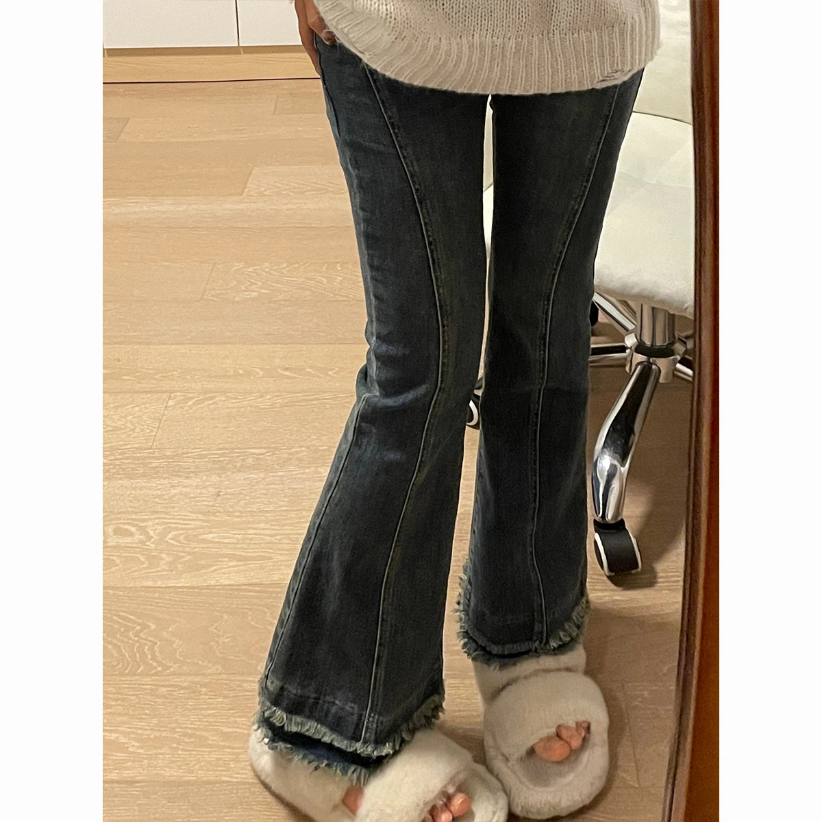 Hot Girl Raw Edge Jeans Women's Autumn and Winter New Versatile Retro Slim Horseshoe Slightly Raised High Waist Elastic Floor-Mopping Trousers