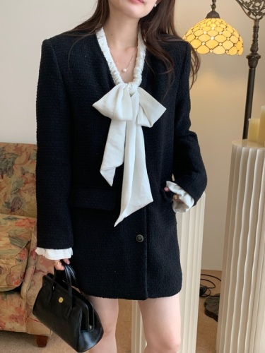 Real shot French retro high-end sense small fragrant pleated v-neck tie bow petite suit skirt jacket