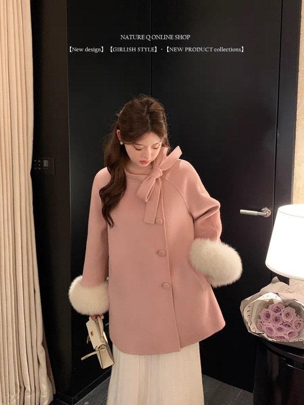楊小卷 10/31 20:00 95折100澳羊毛狐狸毛蝴蝶結雙面呢大衣