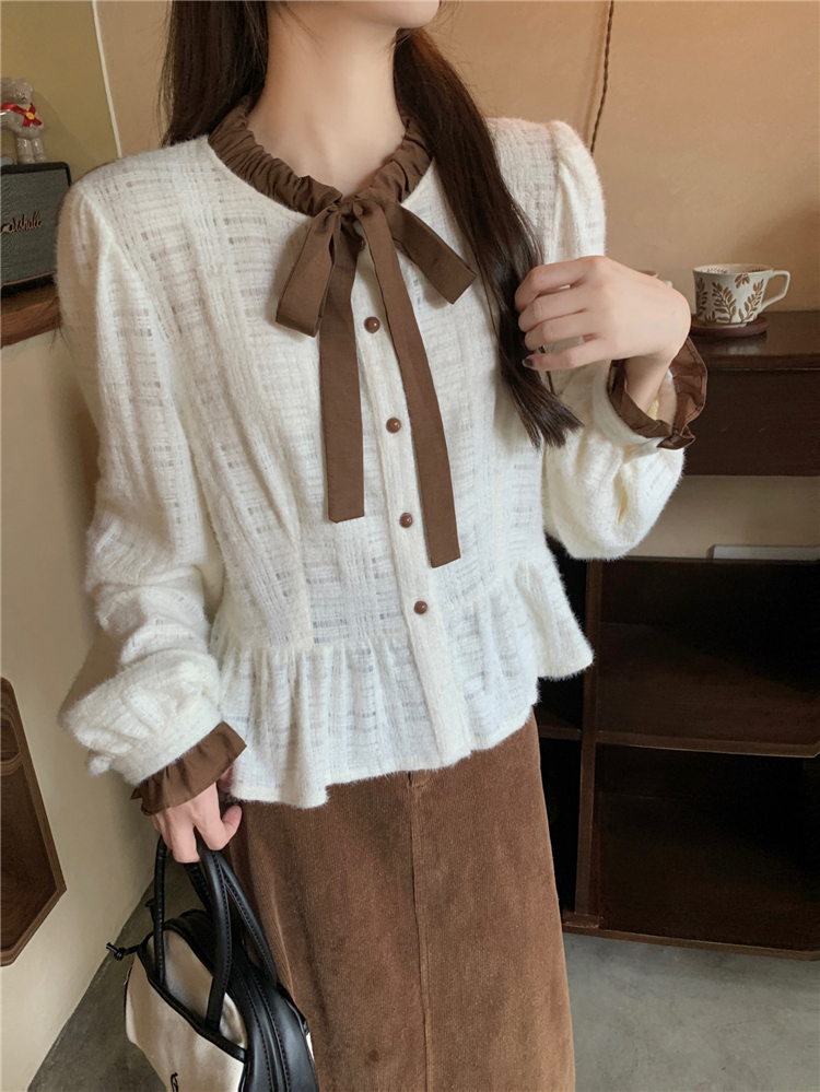 Real shot!  French retro design contrasting round neck lace-up shirt autumn and winter Korean lace top